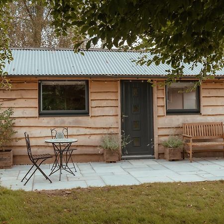 Rose Hideaway - Forest Of Dean Cosy Cabin Retreat Yorkley Exterior photo