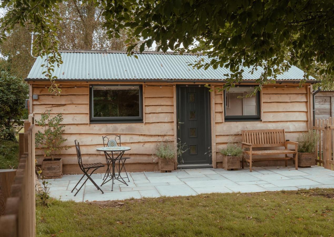Rose Hideaway - Forest Of Dean Cosy Cabin Retreat Yorkley Exterior photo